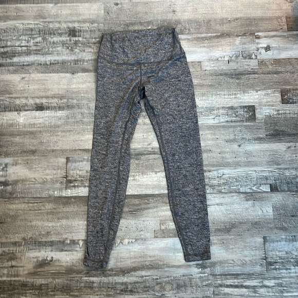 lululemon athletica Pants - Size 8 grey lululemon leggings